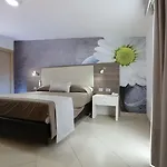 Medea Hotel 4*