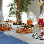 Medea Hotel 4*