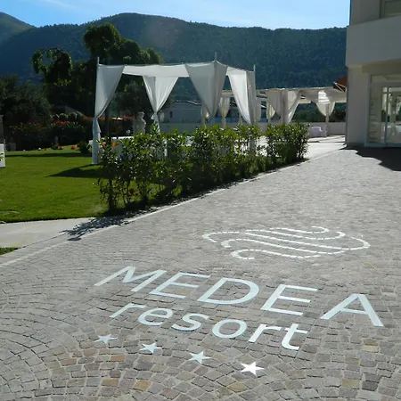 Medea Hotel