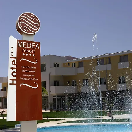 Medea ホテル 4*
